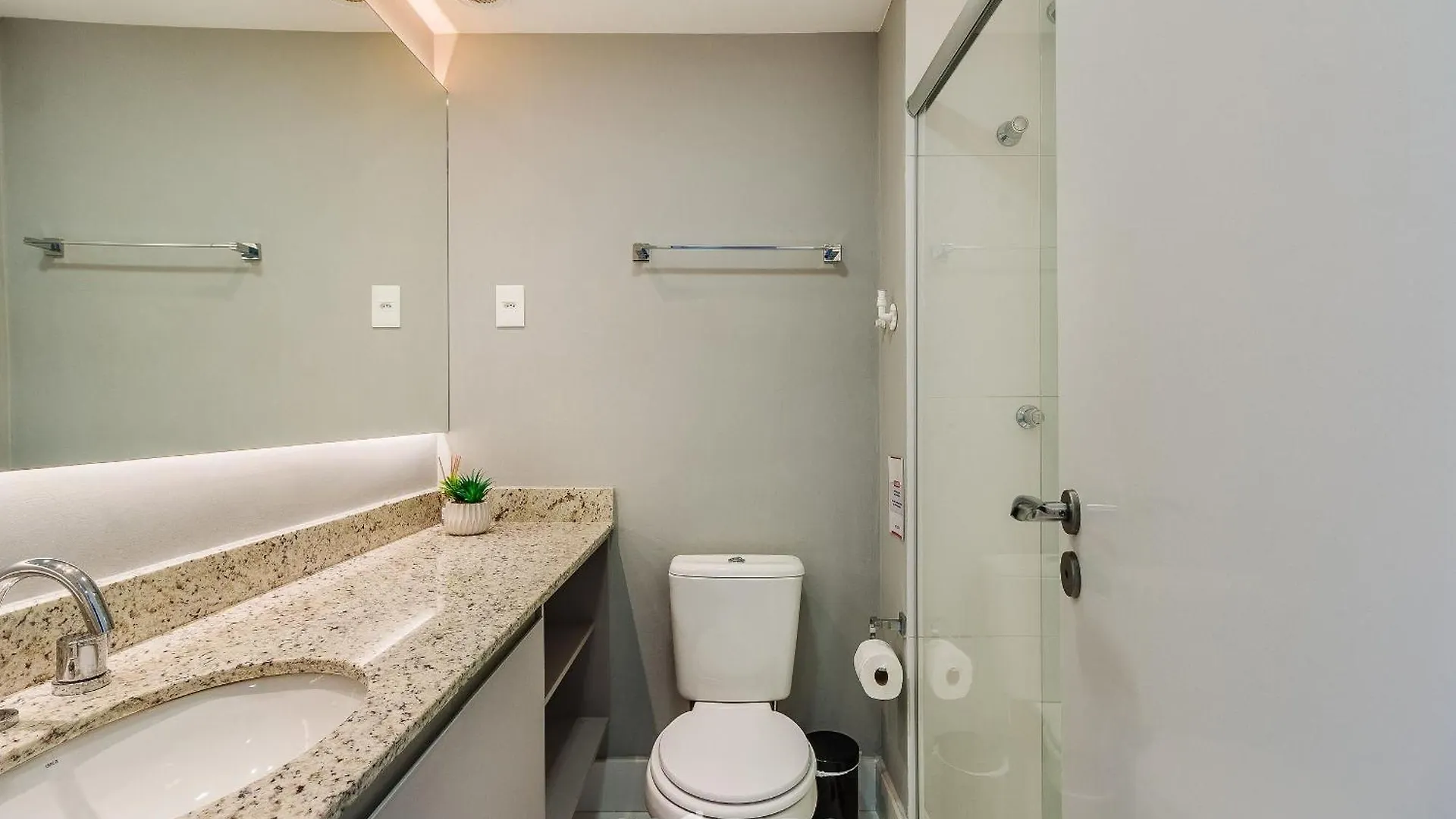 Studio Completo Ao Lado Da Pucrs Con1506 Porto Alegre Brasil